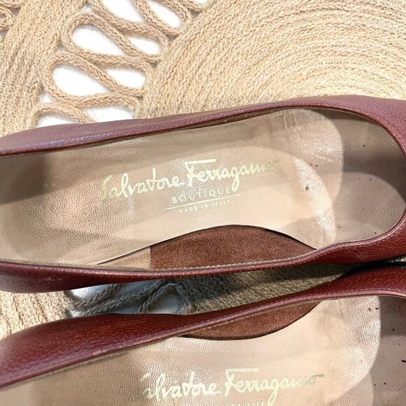 Salvatore Ferragamo Vintage Larix Tan Black Pebble Leather Cap Toe Heels Size 5B - Picture 12 of 14
